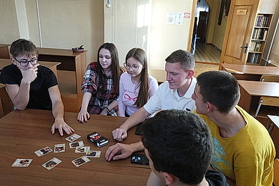 Первокурсники обустраиваются в общежитии МГУ в Могилеве