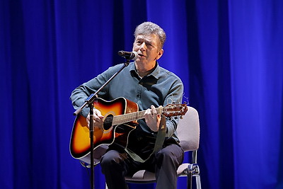 \"Время сильных\". В Витебске прошел областной праздник-конкурс творчества людей с инвалидностью