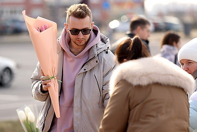 На улицах белорусских городов в преддверии 8 Марта