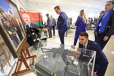 Сотрудники \"Белоруснефть-Минскавтозаправка\" посетили с экскурсией Дворец Независимости