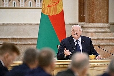 Лукашенко собрал совещание с руководителями дипломатических представительств Беларуси
