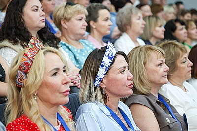 Обмен опытом среди безнес-леди. В Витебске стартовал белорусско-российский форум женских инициатив