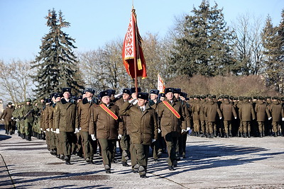Помня о подвиге. В Гродно почтили память участников ВОВ в преддверии 23 февраля
