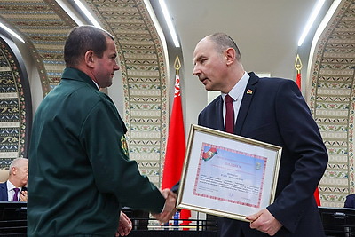 В Минской области наградили 45 представителей различных сфер народного хозяйства