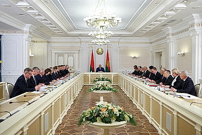 Лукашенко на заседании Президиума ВНС озвучил повестку предстоящего собрания