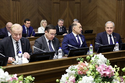 Головченко провел заседание оргкомитета по подготовке к празднованию 80-летия Победы