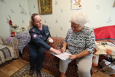 Безопасная осень для всех: МЧС проверяет жилой фонд