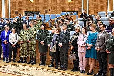 Представители органов погранслужбы посетили с экскурсией Дворец Независимости