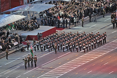 Военный парад по случаю 80-летия Победы прошел у стелы \"Минск - город-герой\"