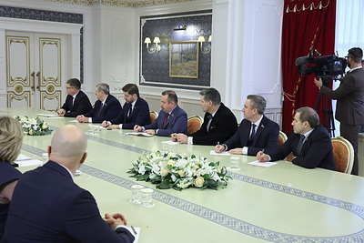 Лукашенко провел встречу с доверенными лицами