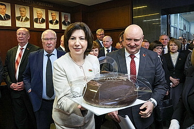 Заседание четвертой сессии Совета Республики проходит в Минске