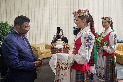 Премьер-министр Танзании Кассим Маджалива Маджалива прибыл в Минск с официальным визитом