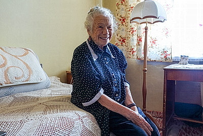 Пережила эвакуацию, покорила Дальний Восток. 97-летняя Рогнеда Апатенок о жажде жизни
