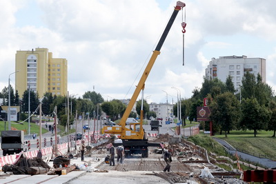В Витебске продолжается капремонт Юбилейного моста через Витьбу