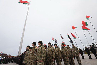 На площади Госфлага воспитанники военно-патриотических клубов принесли клятвы