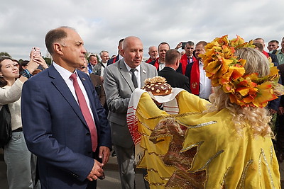Подворья, выставки, концерты. Волковыск принимает областные \"Дажынкi\"