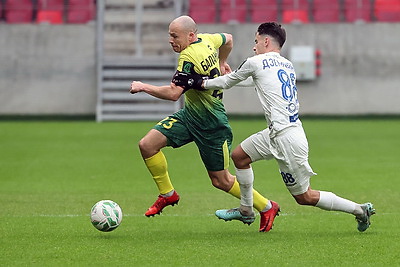 Футболисты минского \"Динамо\" сыграли вничью с чемпионами Беларуси