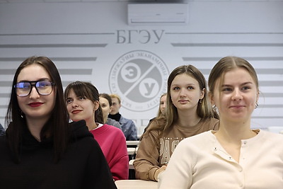 Вузы Беларуси: БГЭУ и БарГУ