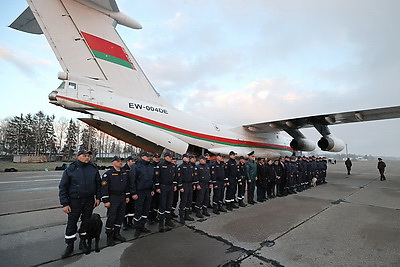 Самолет Минобороны с белорусскими спасателями вернулся из Мьянмы