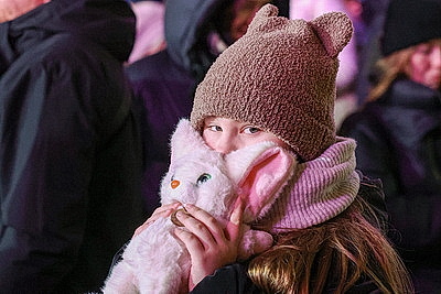 Новогодняя атмосфера и сказочные герои в ярких спектаклях: праздничные локации Минска