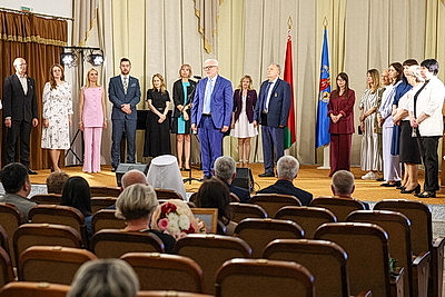 \"Найти себя в этом мире\". В колледже Минска вручили дипломы ребятам с особыми образовательными потребностями