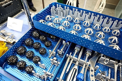 \"Здесь работают настоящие волшебники\". Сергеенко поздравил детей в РНПЦ травматологии и ортопедии