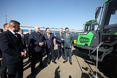 Лукашенко во время рабочей поездки в Витебскую область посетил Оршанский лесхоз