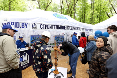В Беларуси отмечают главный праздник трудящихся - Первомай