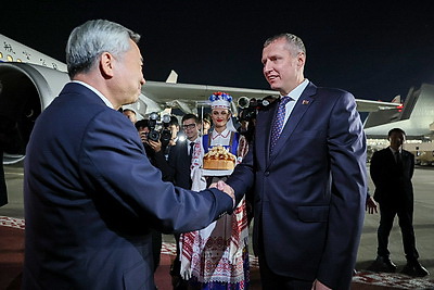 Член Постоянного комитета Политбюро ЦК КПК прибыл в Беларусь с визитом