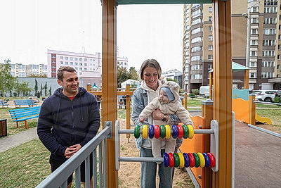 \"Уютный уголок\", инклюзивная площадка и уникальная аллея. Какие новые зоны отдыха появились в Минске