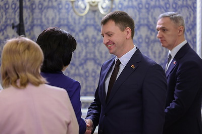 Промышленность, АПК, транспорт и строительство. Лукашенко сформировал оставшиеся блоки правительства