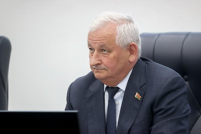 В Микашевичах проходит выездное расширенное заседание Президиума Совета Республики