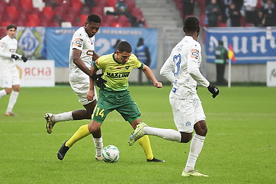 Футболисты минского \"Динамо\" сыграли вничью с чемпионами Беларуси