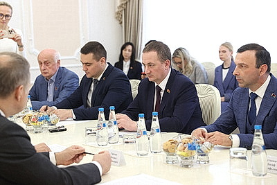 С акцентом на \"цифру\". Турчин предлагает России реализовать совместный образовательный проект будущего