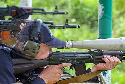 Чемпионат БФСО \"Динамо\" по стрельбе из табельного оружия проходит в Могилевской области