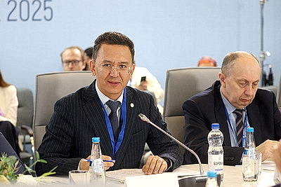 ЕЭФ: деловая программа форума продолжается