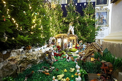 Уникальную механическую батлейку собрали в преддверии Рождества во Францисканском костеле в Гродно