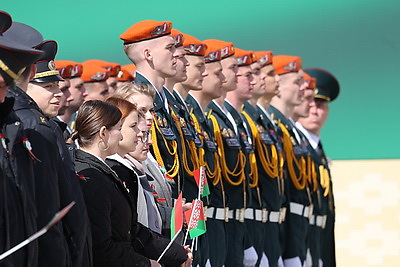 \"Один из самых важных праздников\". Турчин поздравил белорусов с Днем государственного флага, герба и гимна