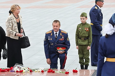 \"Никто не забыт, ничто не забыто\". Акция памяти и скорби прошла в Минске