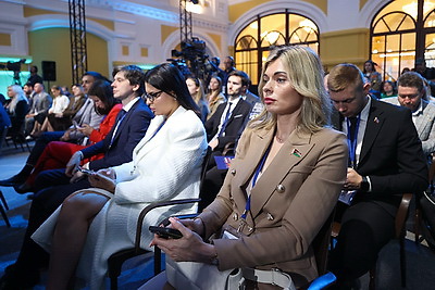 Кочанова принимает участие в мероприятиях XII Форума регионов России и Беларуси