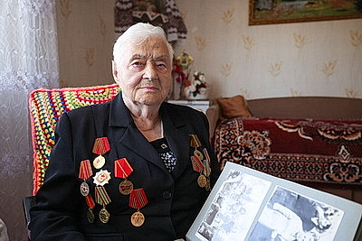 Ветерана Великой Отечественной войны Раису Сидлову поздравили в Гродно