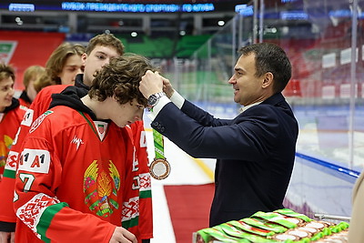 Хоккеисты Беларуси-U18 выиграли Кубок Президентского спортивного клуба в Минске