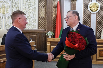 Швед представил избранных ВНС руководителей и судей Верховного Суда