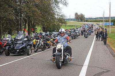 Мотопарад H.O.G. Rally Minsk стартовал от Кургана Славы в праздничный Минск