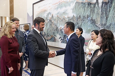 Уникальный пример диалога без \"подводных камней\". Снопков про партнерство Беларуси и КНР