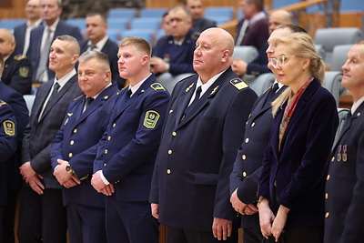 Сотрудники БЖД посетили с экскурсией Дворец Независимости