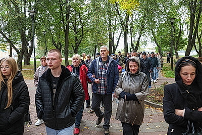 Молдаване прибывают в Минск из России, чтобы проголосовать на парламентских выборах своей страны