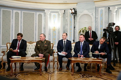 Встреча Лукашенко и премьер-министра Пакистана Шахбаза Шарифа проходит во Дворце Независимости