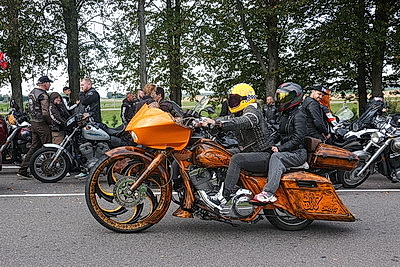 Мотопарад H.O.G. Rally Minsk стартовал от Кургана Славы в праздничный Минск