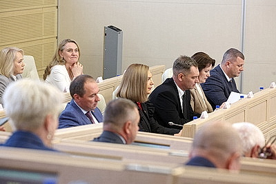Заседание второй сессии Совета Республики состоялось в Минске